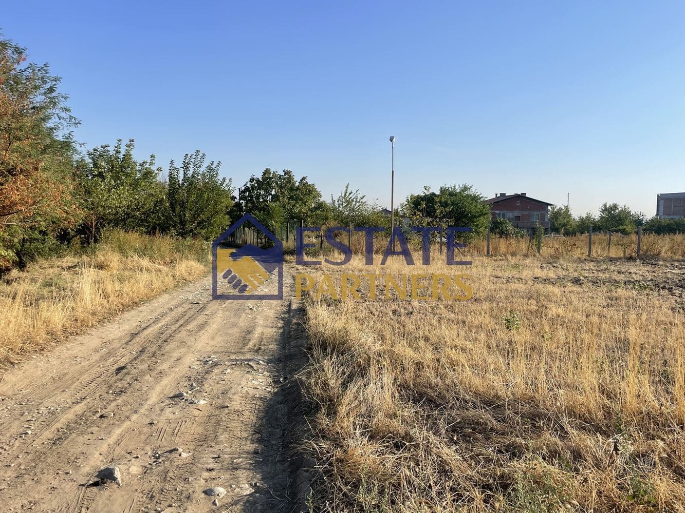 Парцел с гледка към Родопите – с. Белащица, м. Бозалъка
