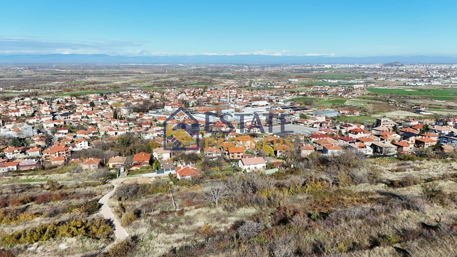 Парцел с панорама към Пловдив – с. Първенец, м. Ченгене баир