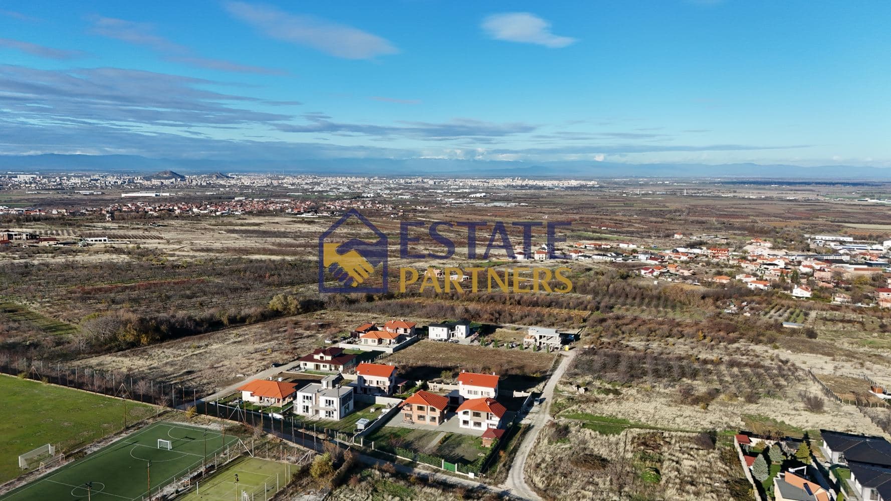 Урегулиран парцел с гледка и отлична локация в с. Брестник